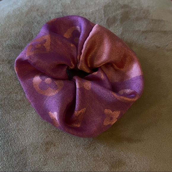 Handmade | Monogram Scrunchies - Picture 12 of 13